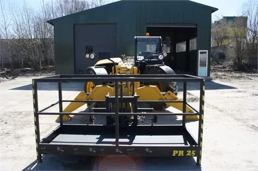 Робочий кошик для телескопічного навантажувача