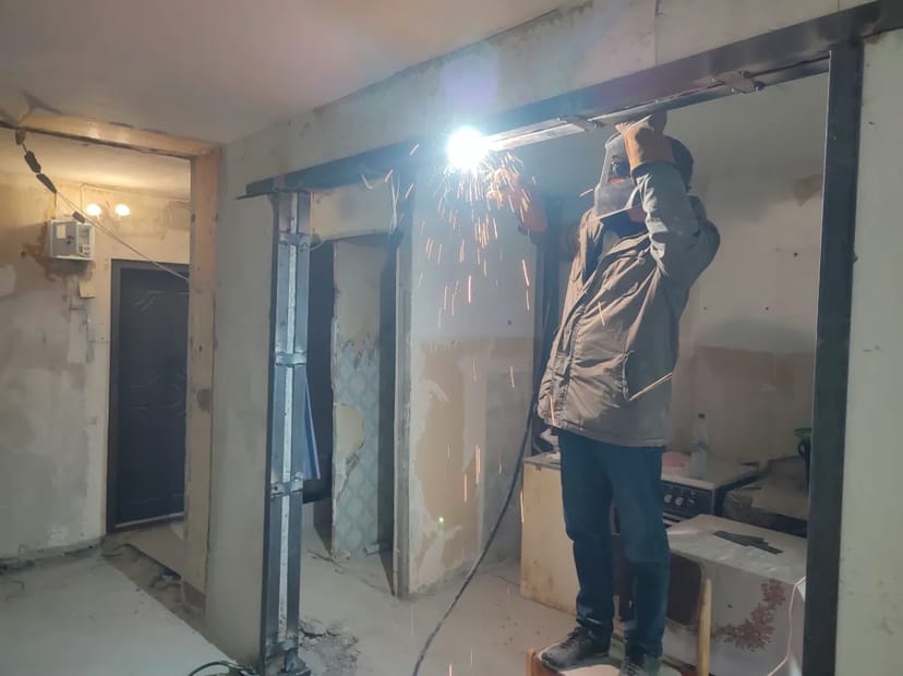 Демонтаж. Снос стен, ветхих строений. Резка бетона.