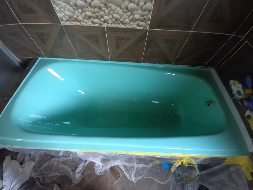 Проводимо реставрацію ванни, чавунних, металевих, акрилових та піддонів.