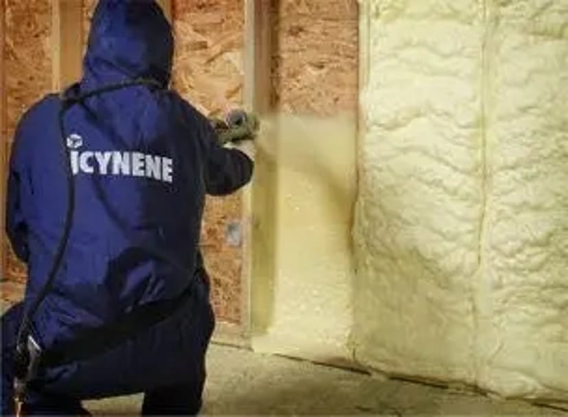 Напилення ППУ (послуга)