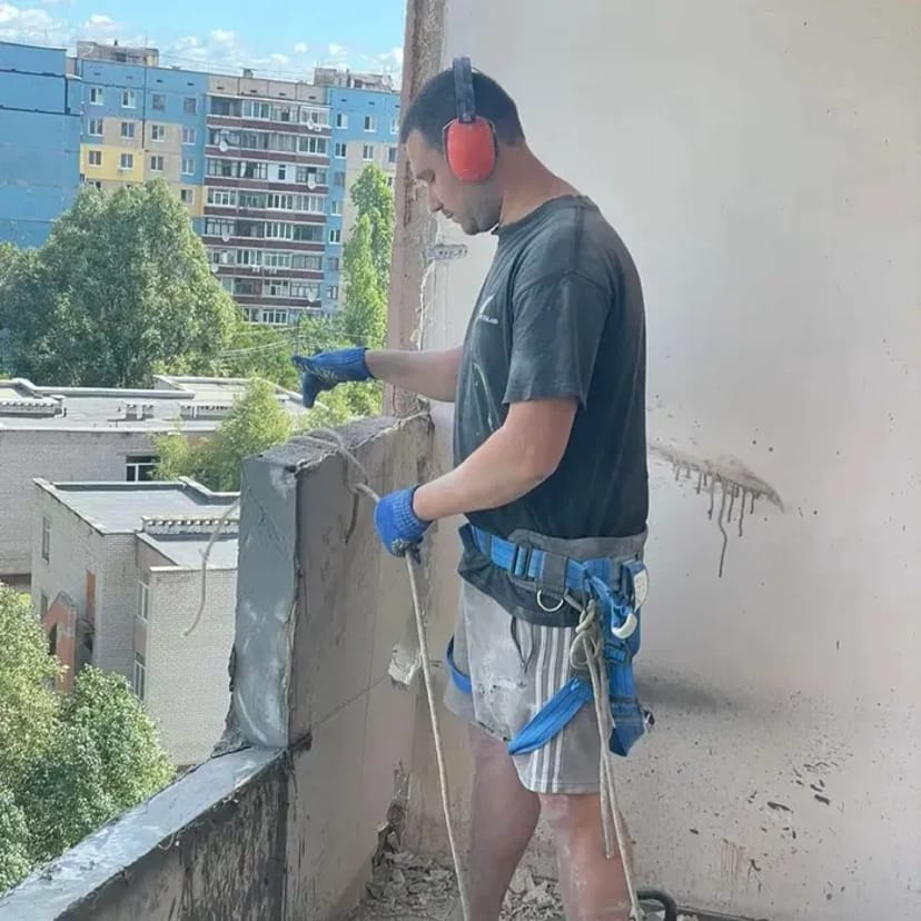 Демонтаж, Демонтажні роботи, Алмазна різка отворів буріння