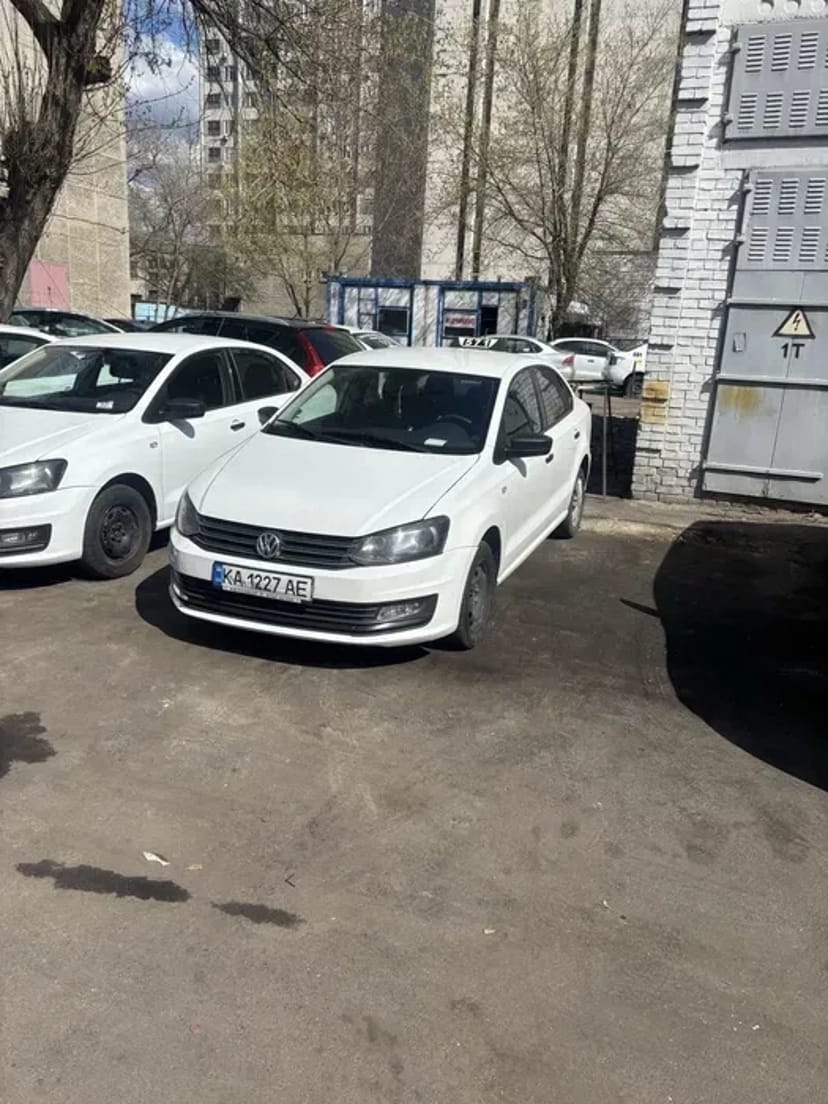 Авто Volkswagen Polo 2018