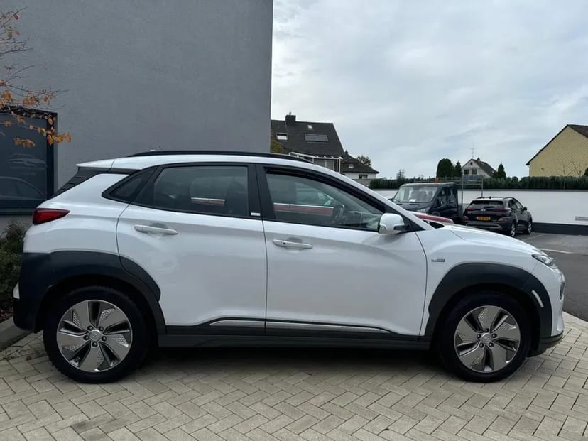 Хюндай кона электро 64 КВт