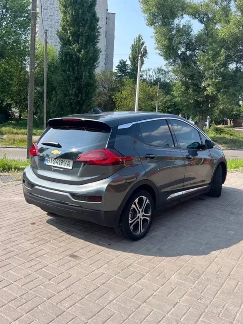 Особисте користування, Chevrolet Bolt 2017-го року.