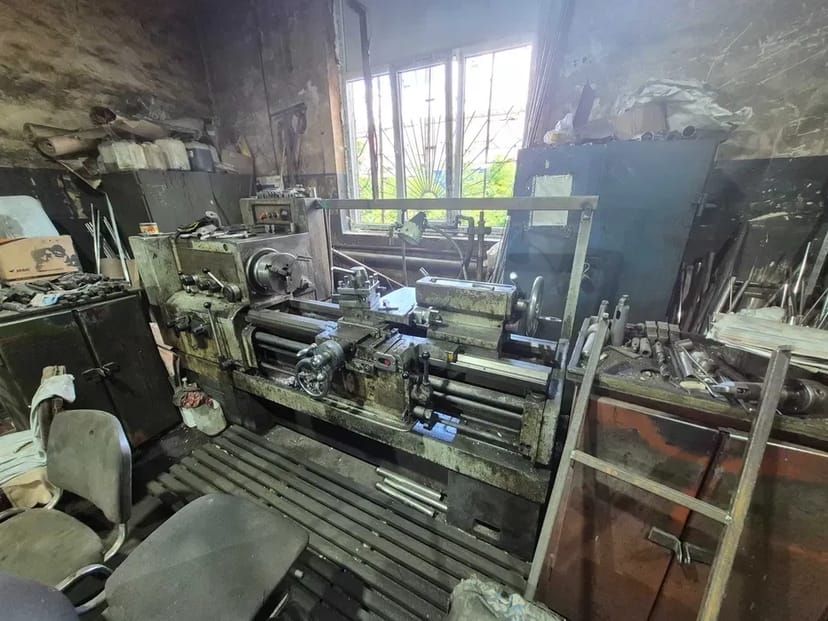 Токарні роботи, рубка гілятиною, стрічкова пила по металу, трубогиб