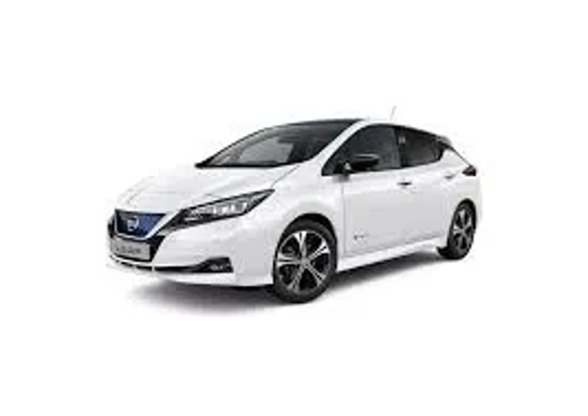 Авто Nissan LEAF