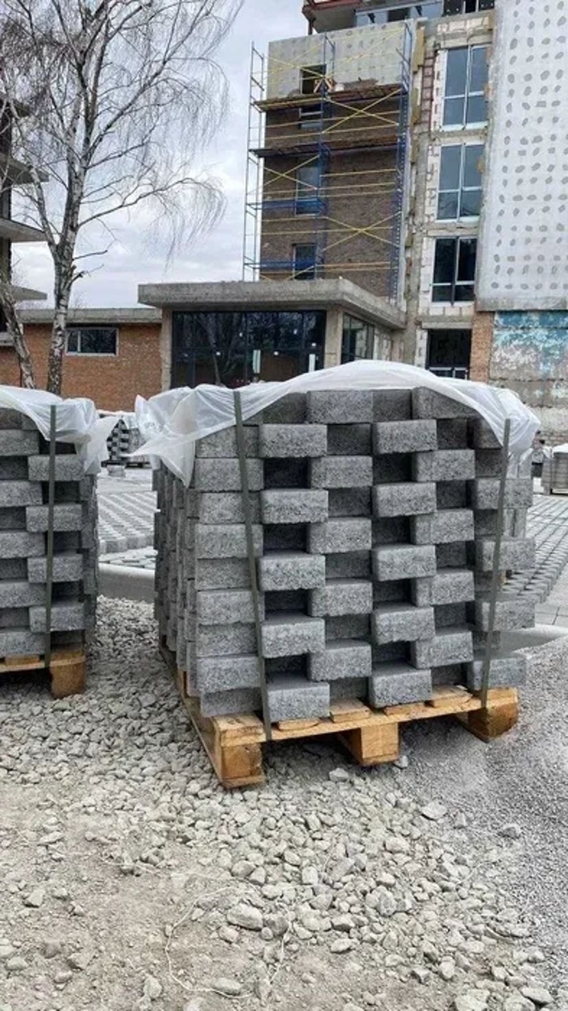 Укладка тротуарної плитки будь-якої складності