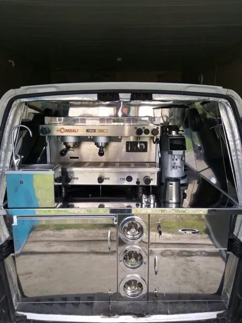 Переобладнання, мобільна кав'ярня меблі обладнання причіп кави