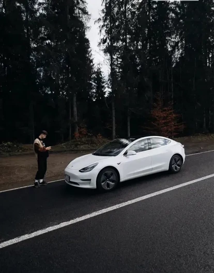 Tesla 3 / X /Y / Performance