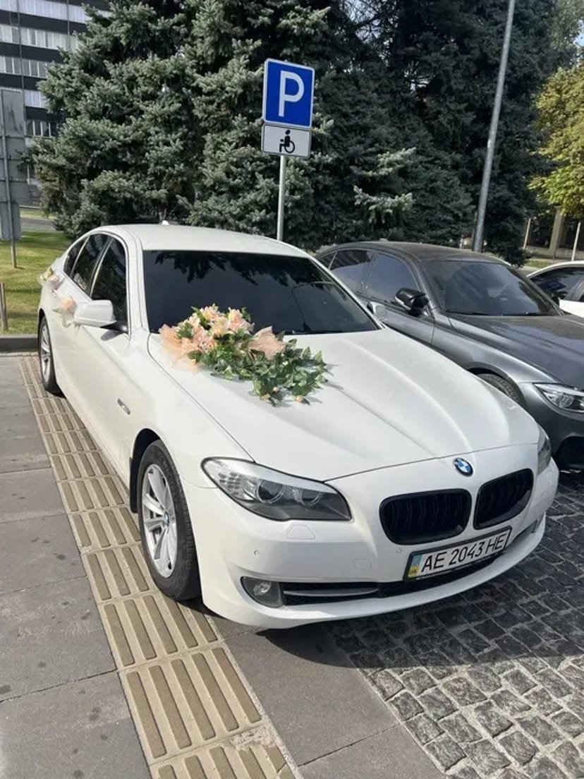 Машина на весілля БМВ без посередників
