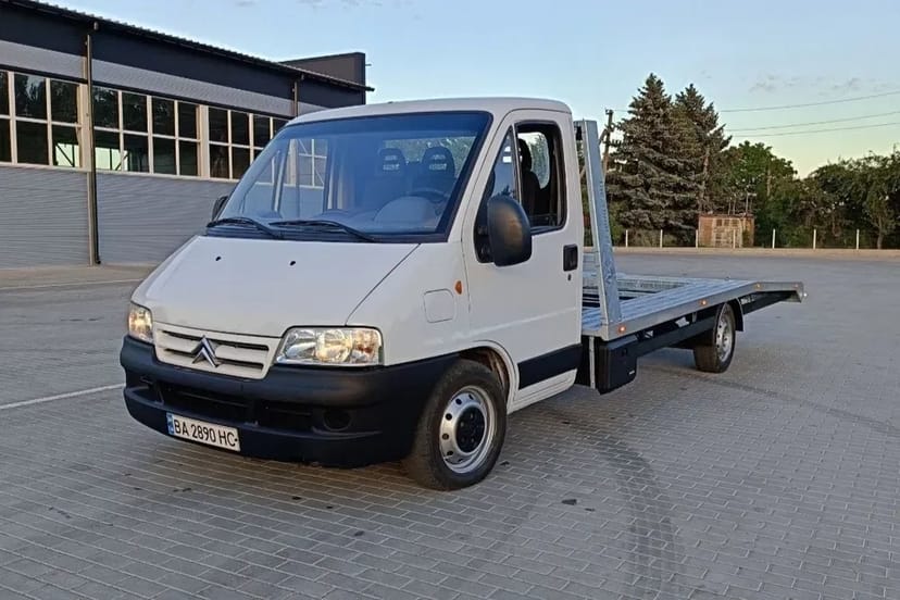 Послуги евакуатора 24/7 Авто-Мото-Груз