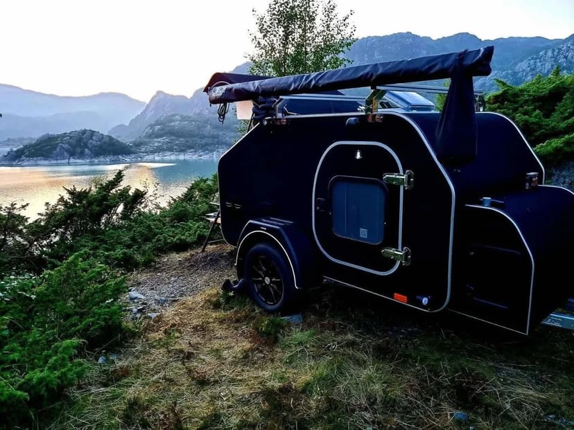 Кемпер XLine premium з наметом