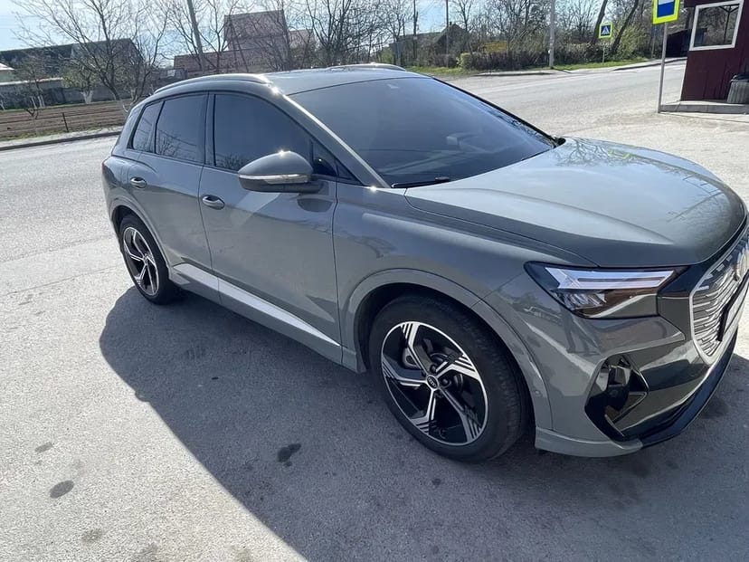 Шикарна Audi на Весілля та Корпоратив. Створіть Незабутній Стиль Вашого Свята!