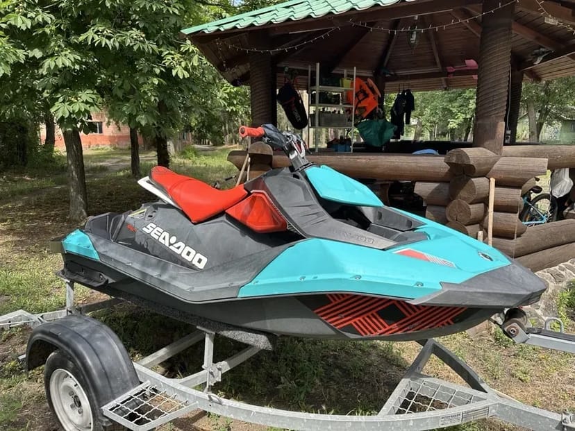 Гідроцикл SEADOO SPARK TRIXX.
