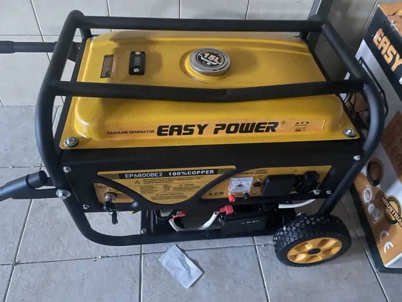 Генератор Easy Power EP6800BE2.
