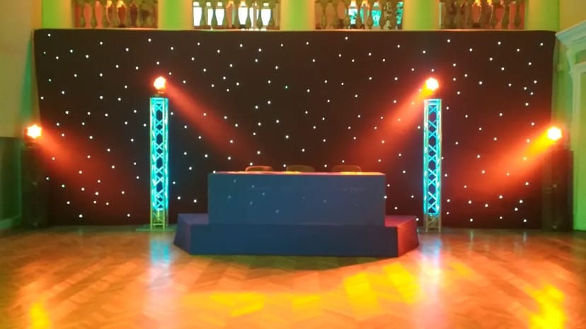 Подіум, Сцена, Ферми, Алюмінієві конструкції