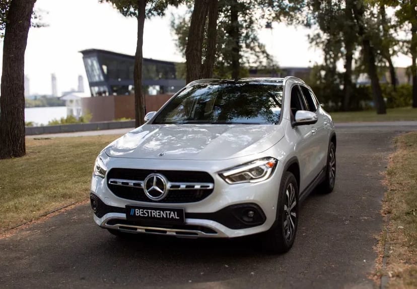 Mercedes GLA - Легкове авто