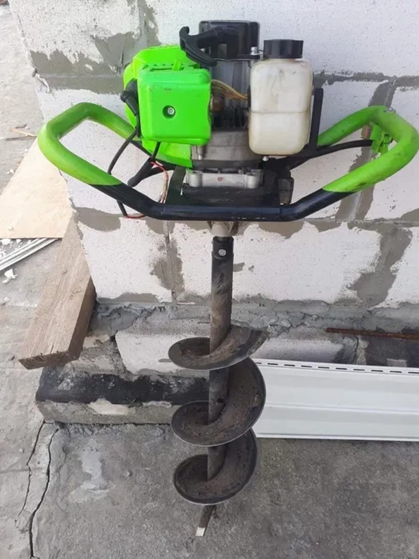 Мотобур. Бензобур 200мм