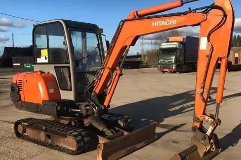 Міні-екскаватор Hitachi