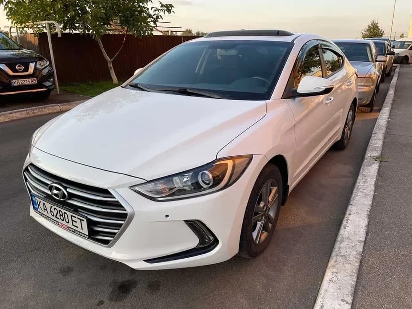 Автомобіль Hyundai elantra від 700 грн./доба