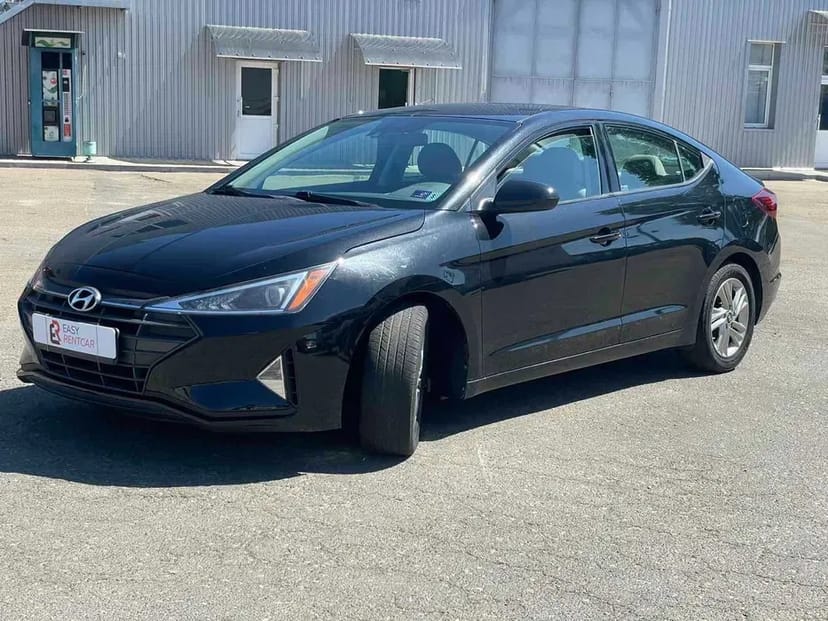 Hyundai Elantra 2019-2020