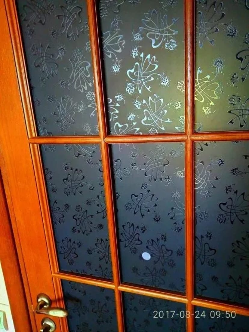 Заміна скла у дверях, вікнах, балконах та лоджій. Вибір скла. Заміна склопакетів. Швидко та якісно. Телефонуйте.