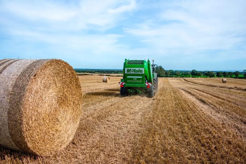 Прес-підбирач: висока швидкість та якість