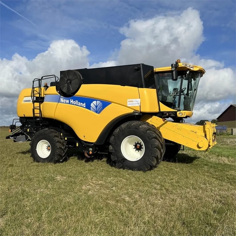 Зернозбиральний комбайн New Holland CX 8080