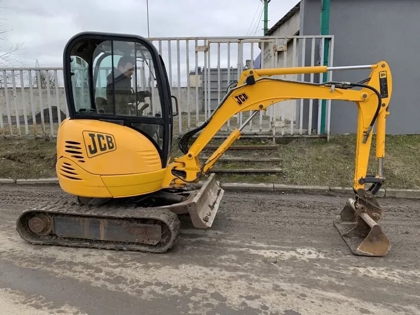 Екскаватор, яма, септик, фундамент, траншеї, каналізація