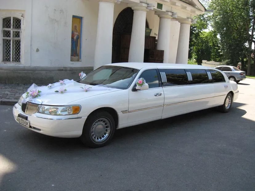Лімузин, авто на весілля