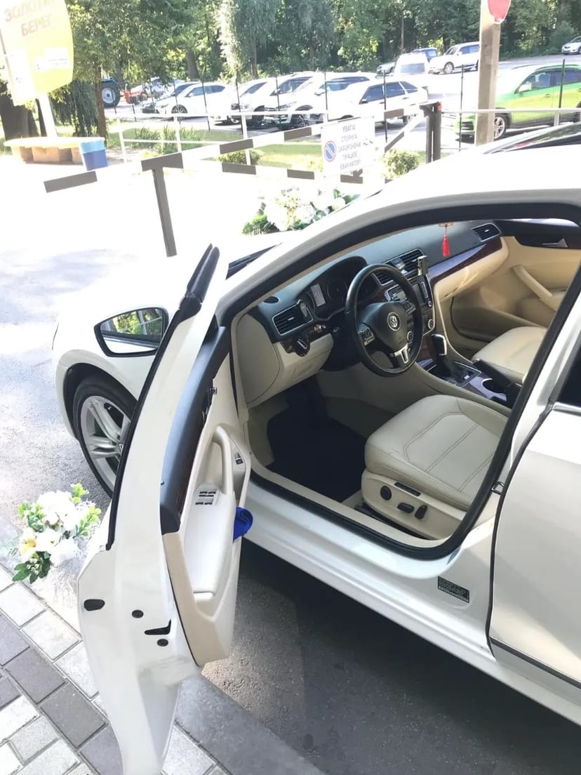 Послуги авто Volkswagen Passat 