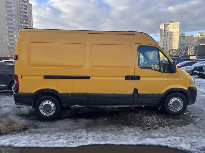 Бус Opel Movano для роботи і доставки