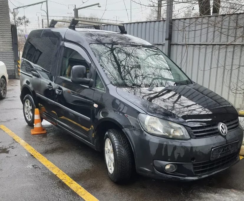 Мінівен від 2500 фольц, Toyota 