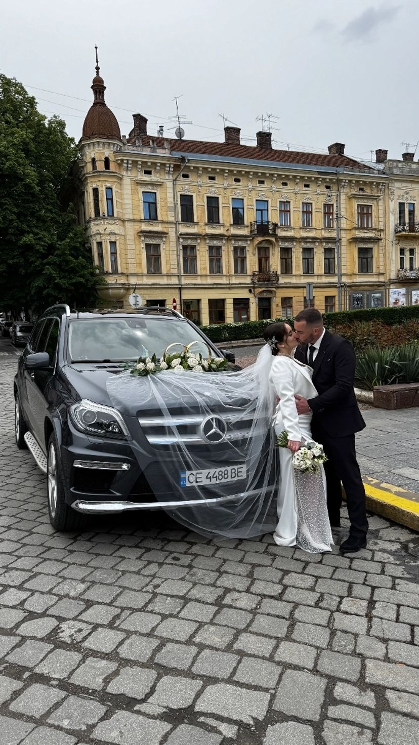 Авто на весілля. Великий вибір. Royal Ride 