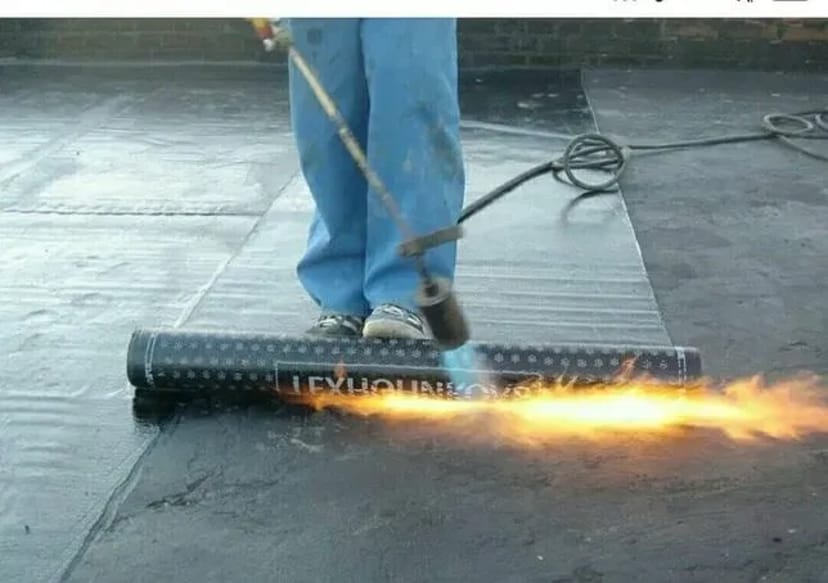 Ремонт плоского даху руберойдом. Бокс , склад, гаражі.