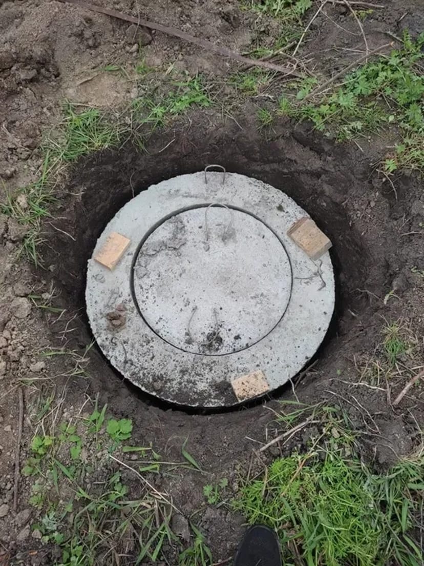 Демонтаж,зрізання ,копка септиків