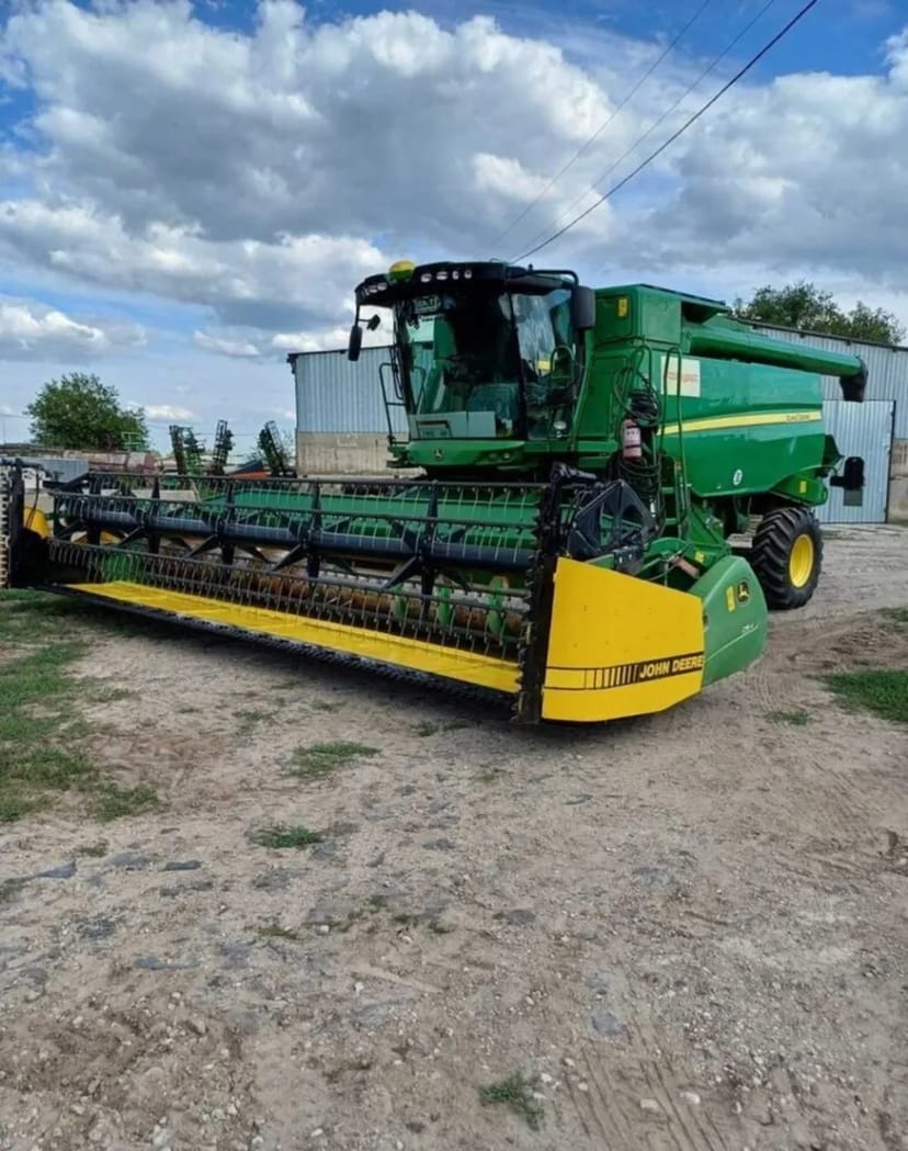 Жниварка John Deere 635F Hydraflex