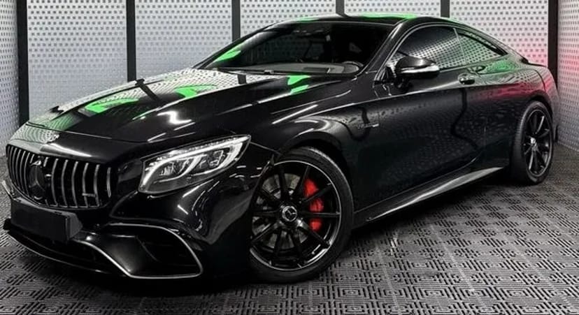 217 Mercedes-Benz W217 S560 AMG Coupe чорний без водія