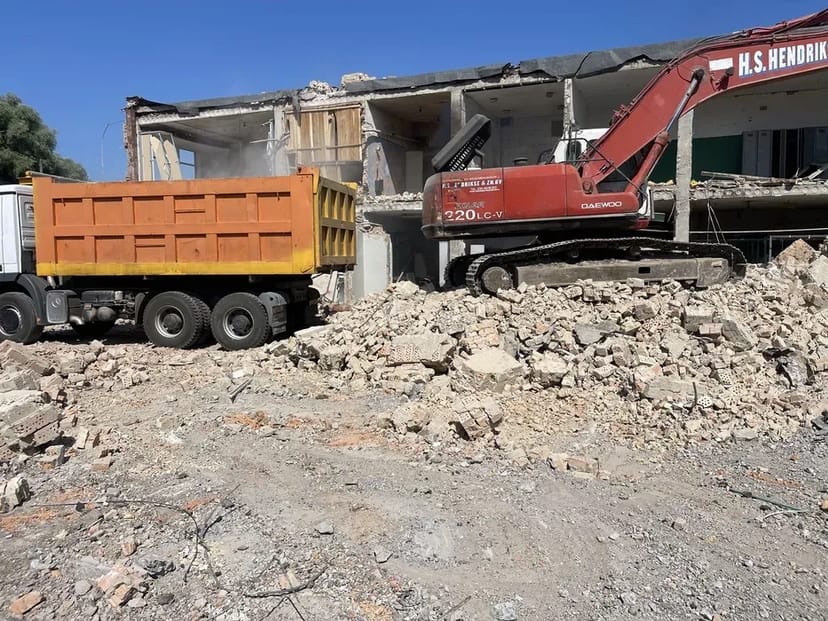 Демонтаж будівель. Вивіз сміття