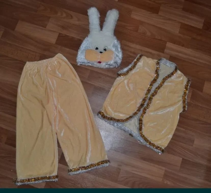 Костюм зайчика
