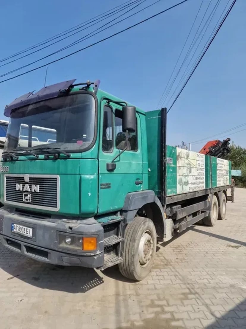 Вантажні автомобілі. Вантажопідйомність від 1 до 24 тон