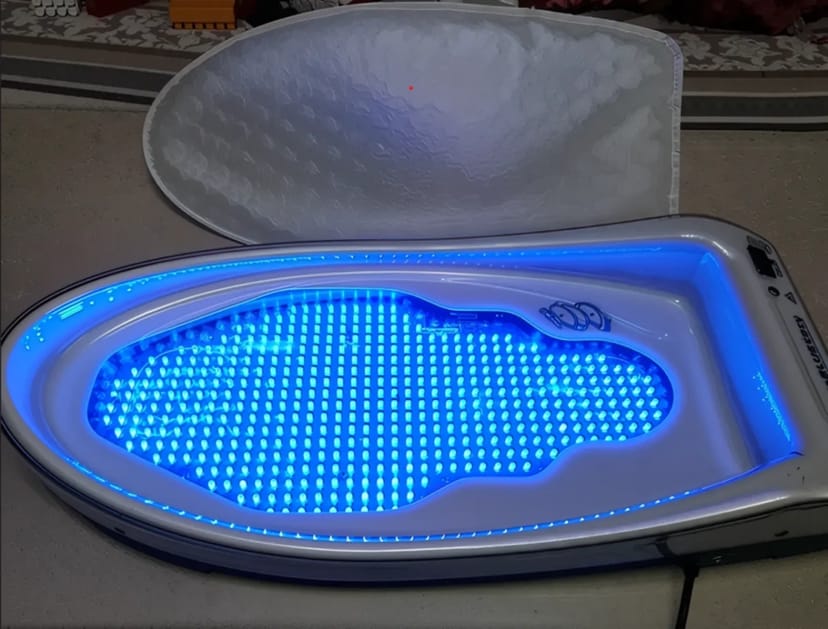 LED лампа човник для фототерапії