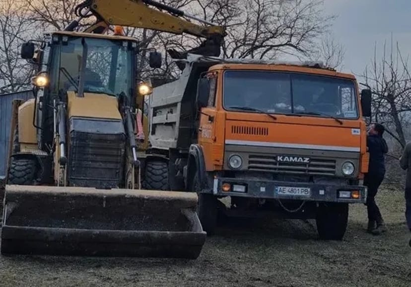 Послуги екскаваторів. Оренда екскаваторів.