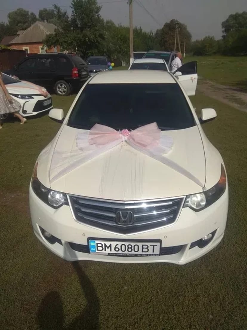 Авто для весілля Хонда акорд 8