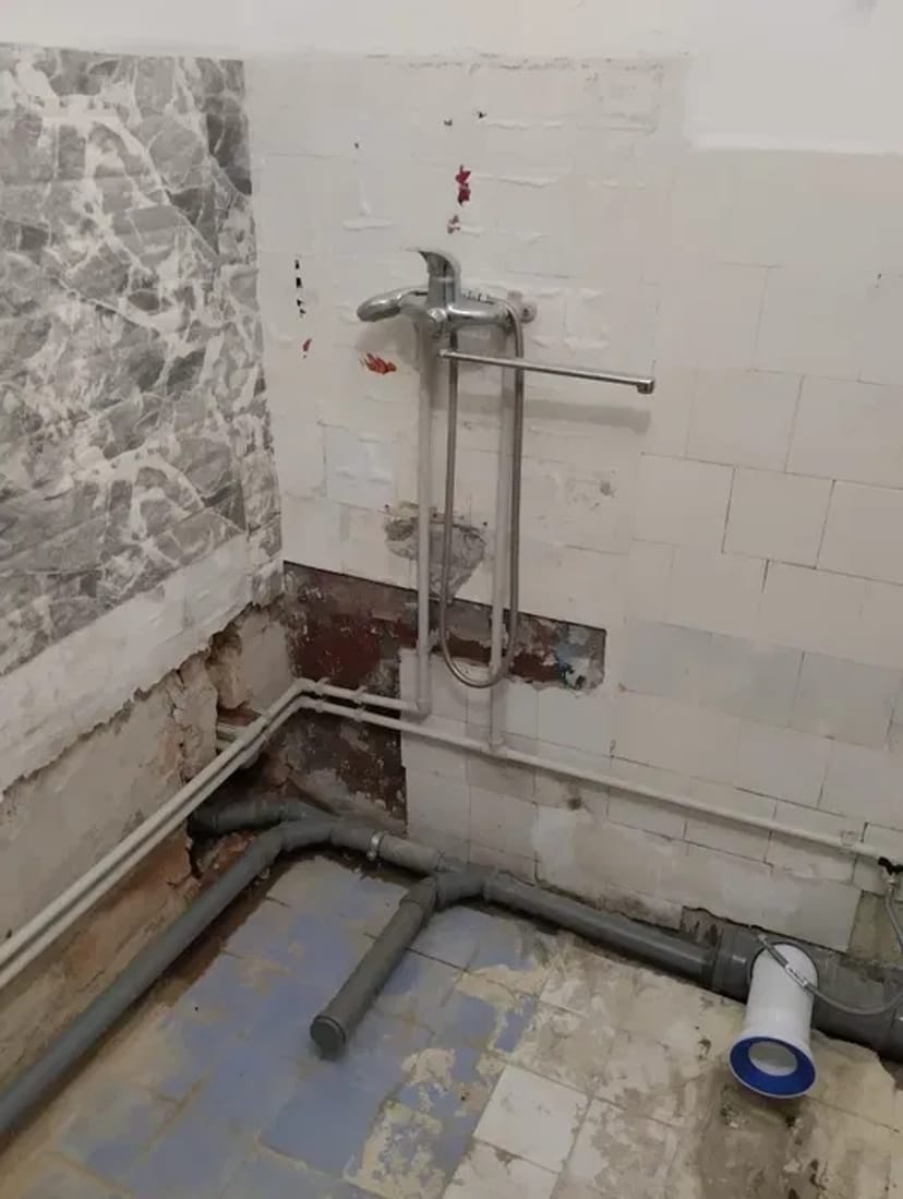 Чистка каналізації/Послуги сантехніка/Заміна труб/ Сантехнік Житомир