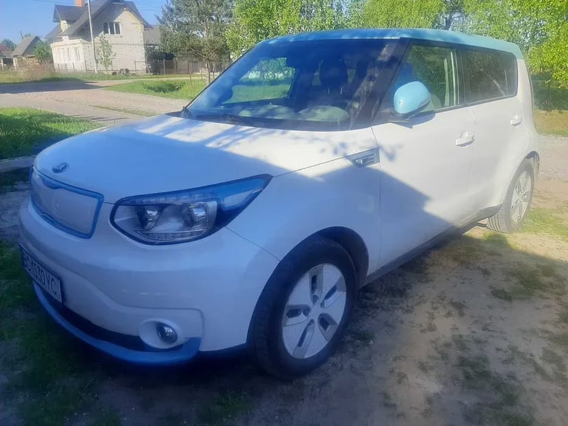 КІА СОУЛ електричний. Довгостроково. Проїжджає 250КМ