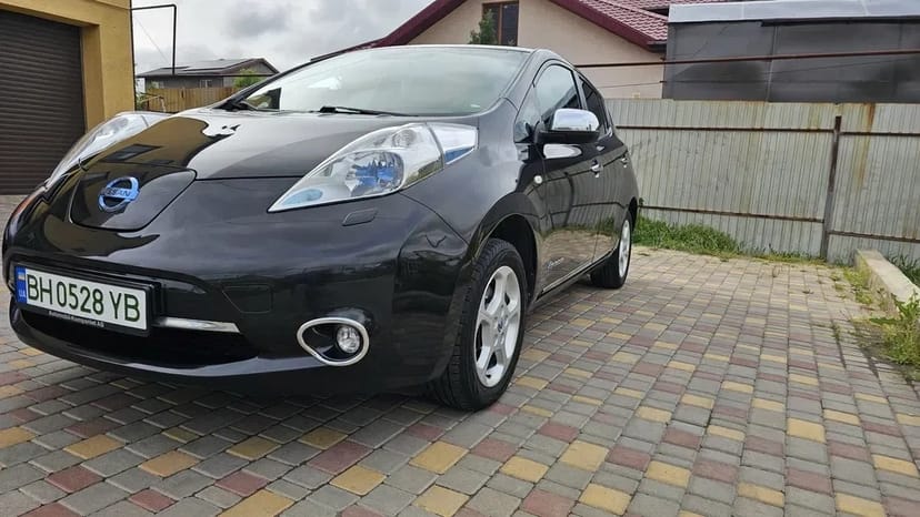 Електромобіль Nissan Leaf
