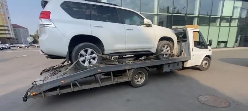 Евакуатор на базі Ford Transit