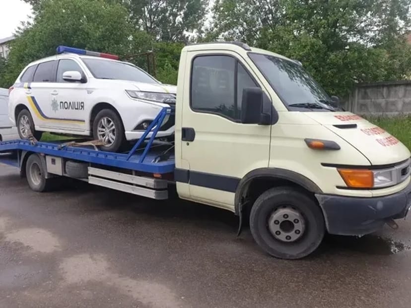 Євакуатор, цілодобово .Доставка авто будь якої складності.