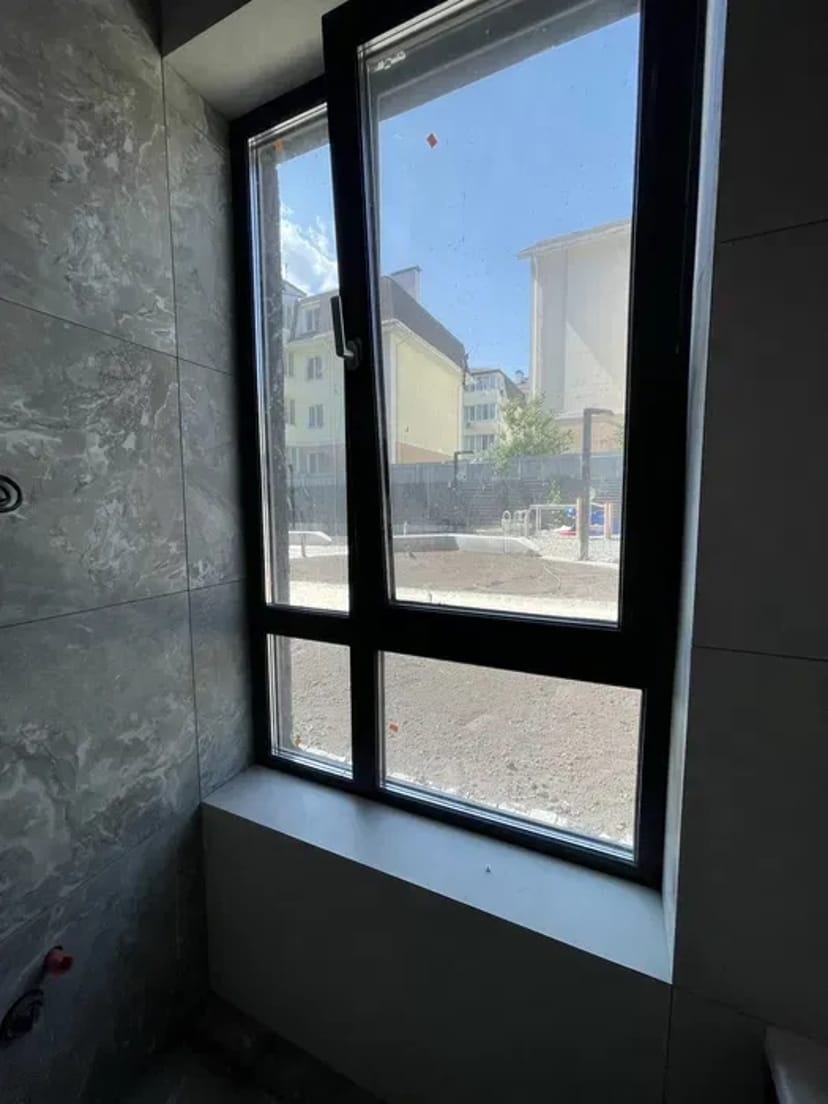 Плиточники Ірпінь! Професійне вклалання плитки будь якоі складності!